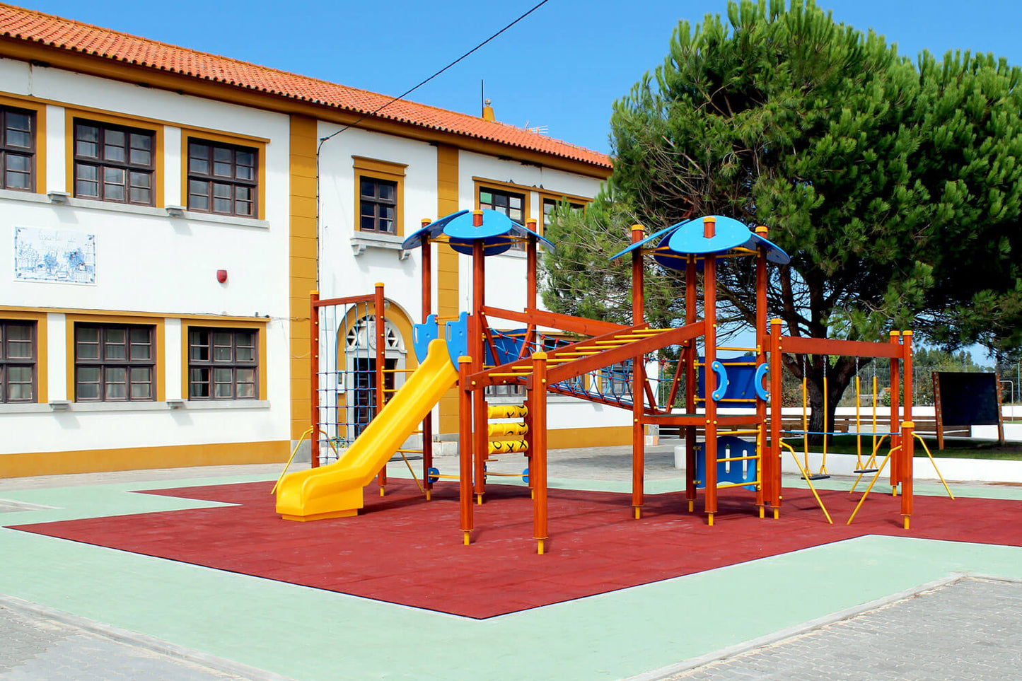 Parque Infantil Torre de Escalada
