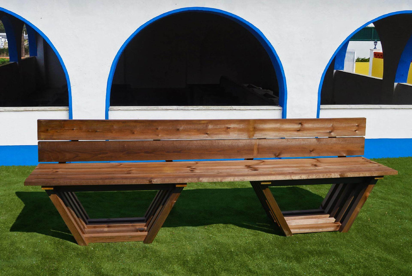 Outdoor Bench With Back