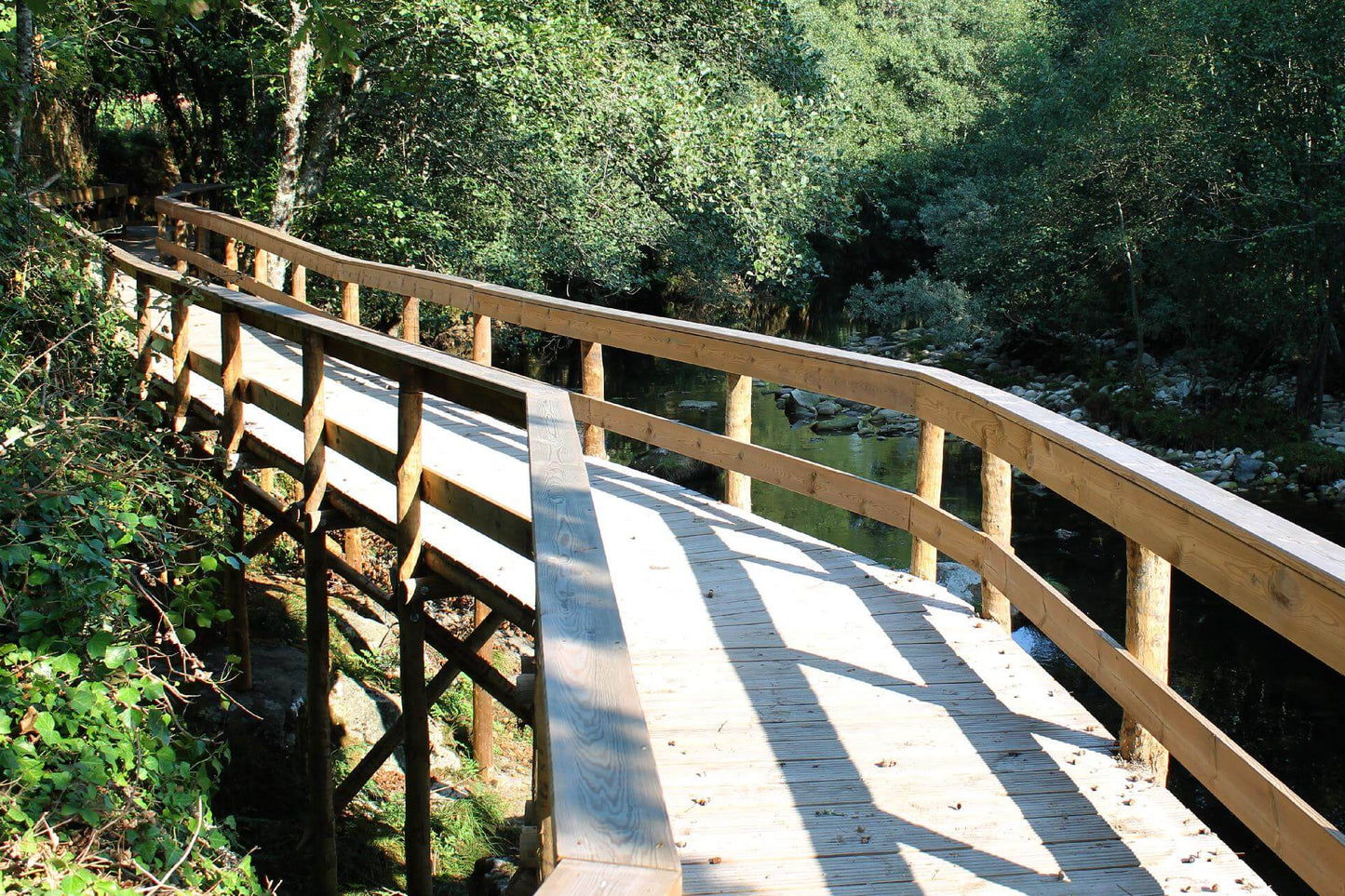 Boardwalk with Guard Type G3 - G4 - G5